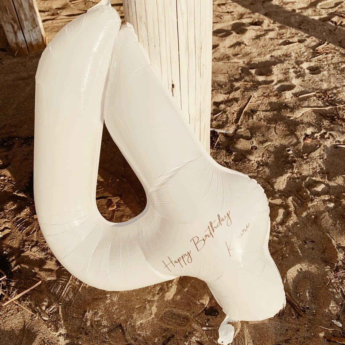 【number shape 90cm】white