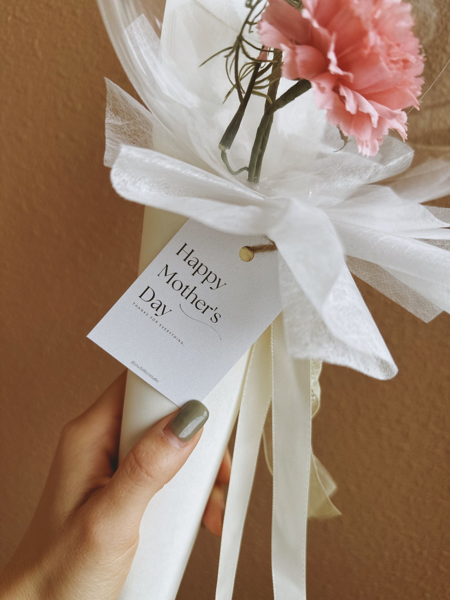 【hand bouquet】carnation aqua